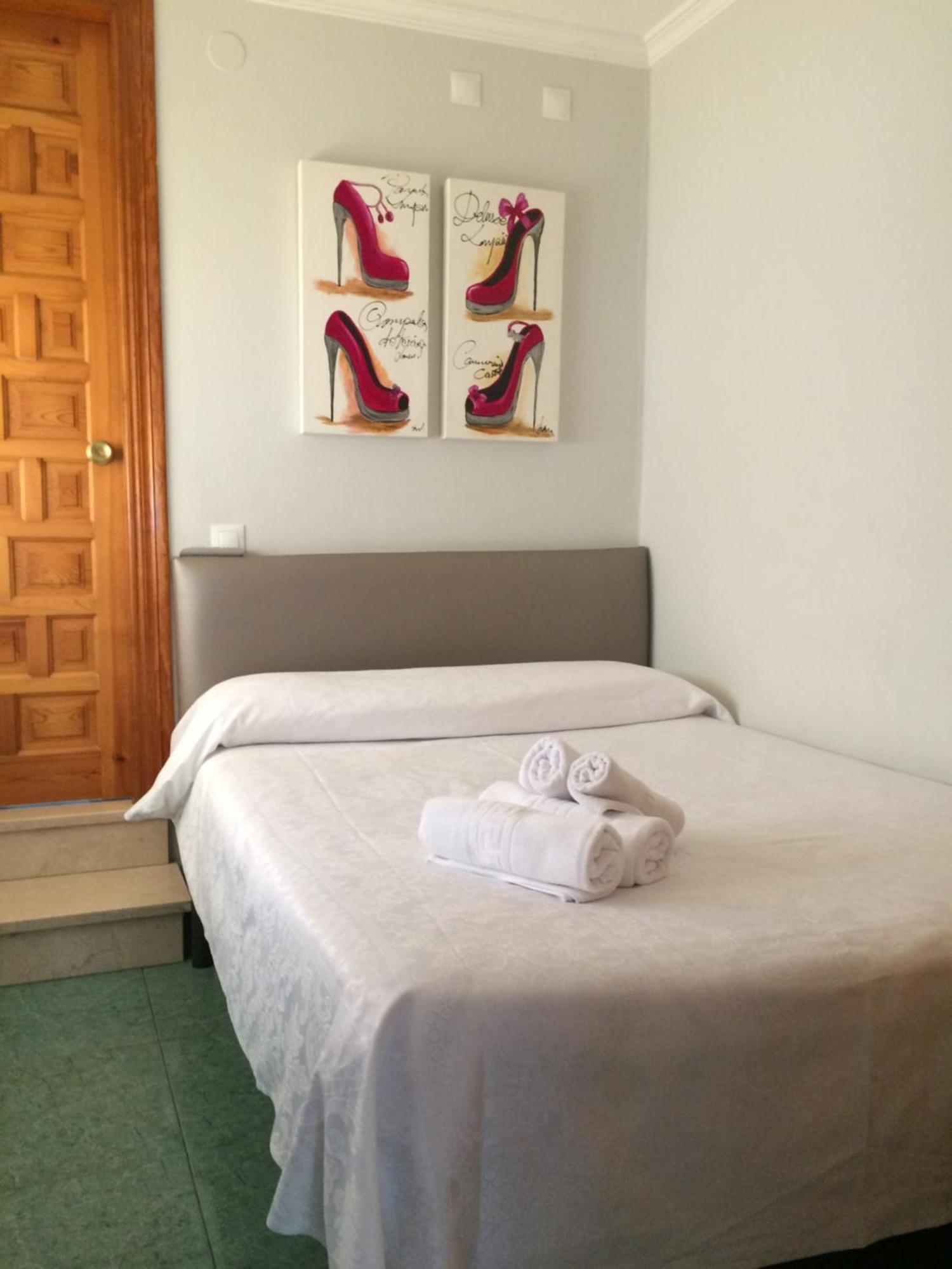 Hostal Acemar Марбеля Екстериор снимка