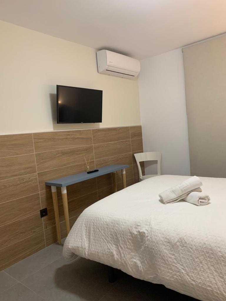 Hostal Acemar Марбеля Екстериор снимка