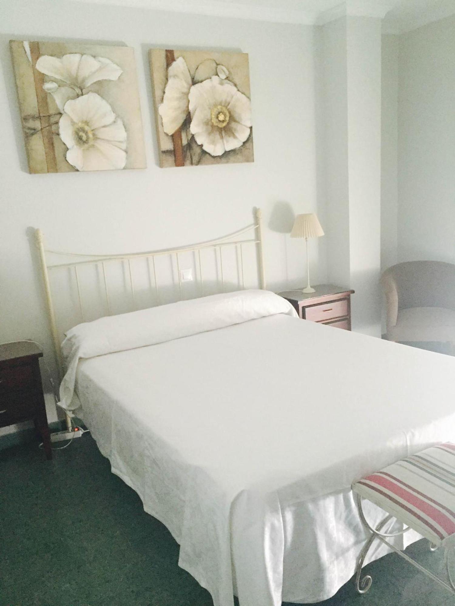 Hostal Acemar Марбеля Екстериор снимка